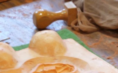 Pourquoi les santons sont-ils fabriqués en argile ?